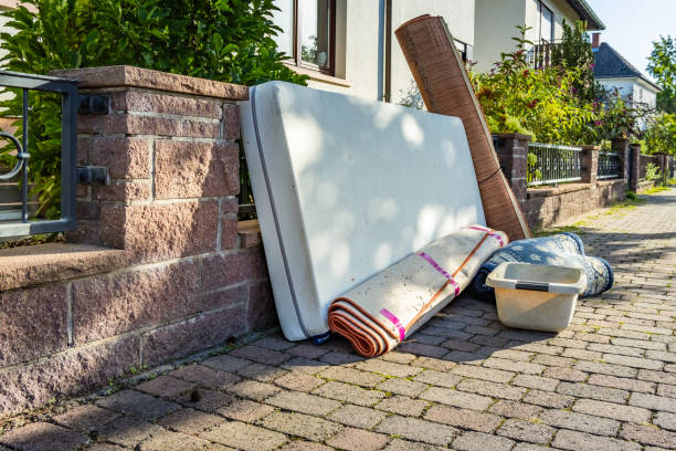 Best Attic Cleanout  in Holtville, CA